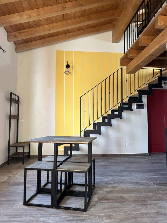 La Volpe Rossa Rooms And Apartments San Felice del Benaco Kültér fotó