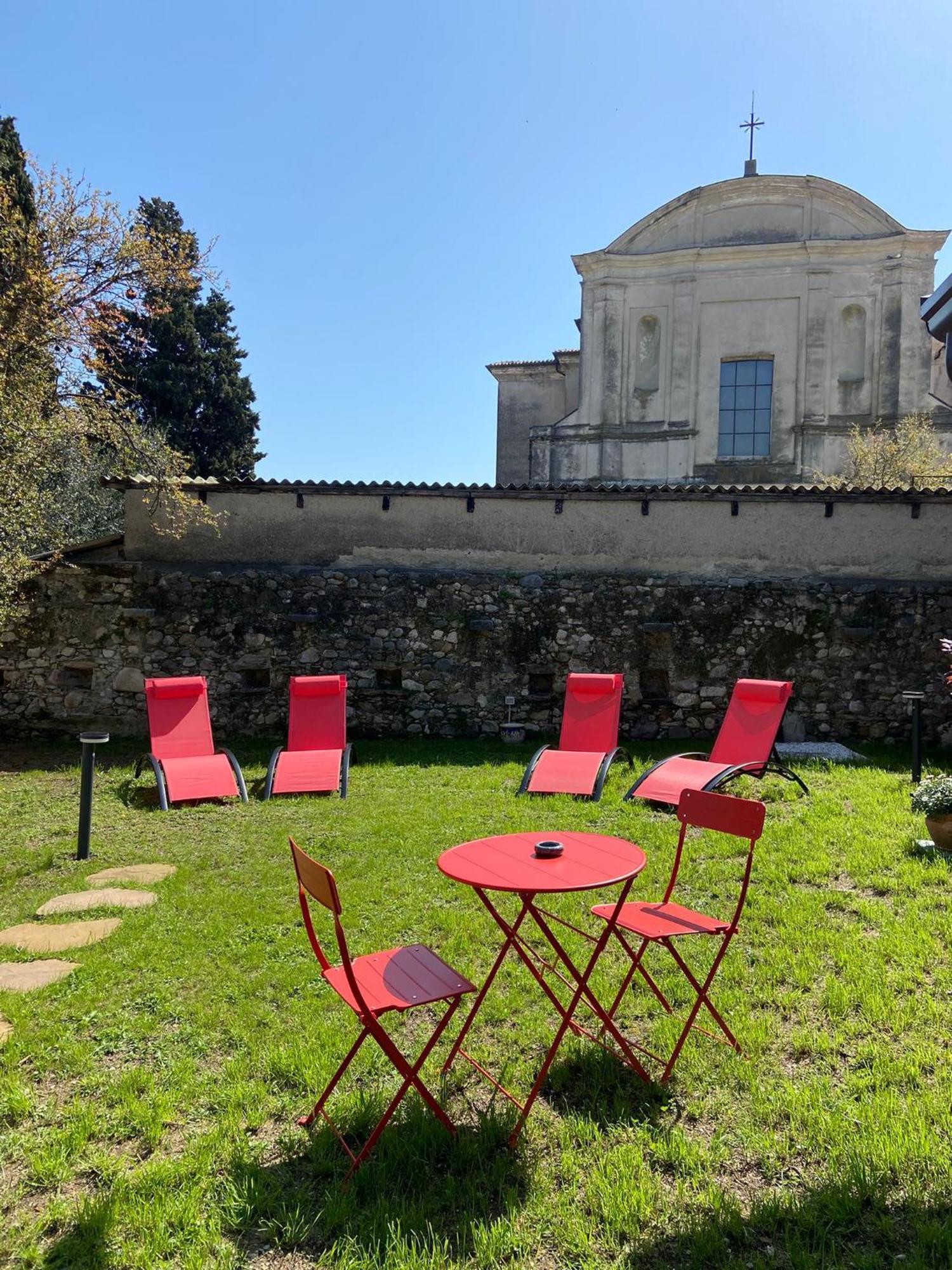 La Volpe Rossa Rooms And Apartments San Felice del Benaco Kültér fotó
